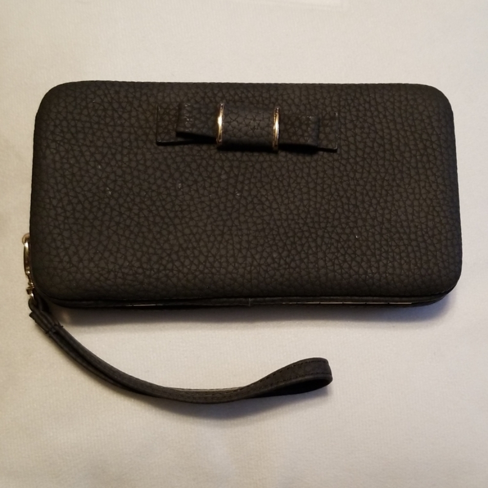 Wristlet